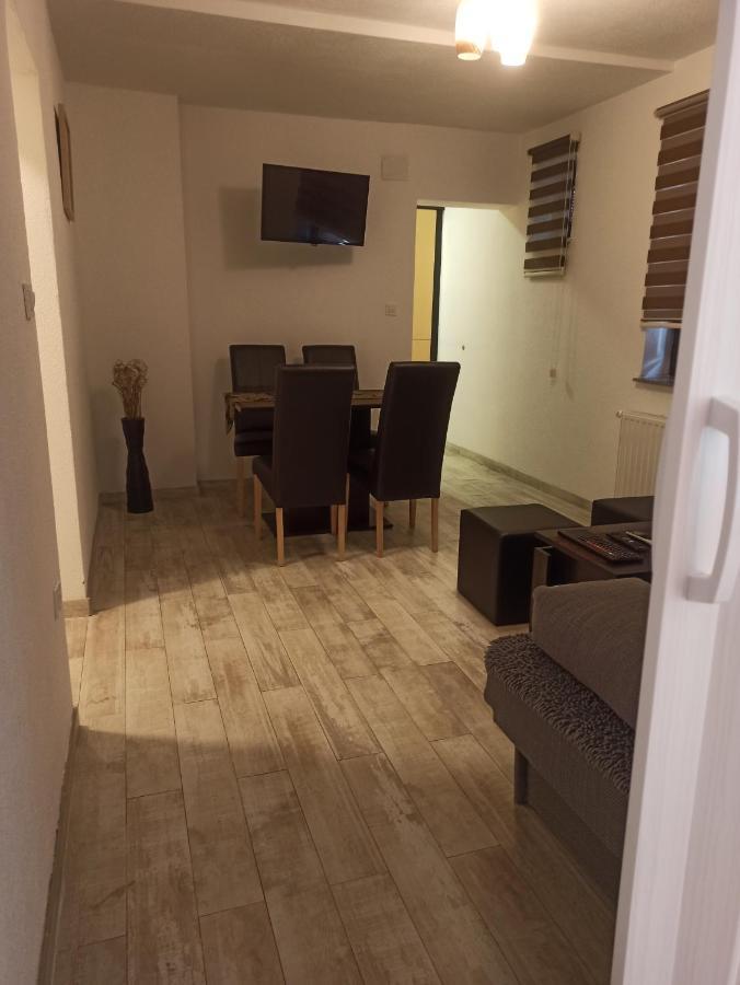 Studio Apartments Una Korenica Exterior photo